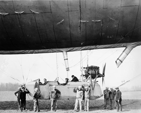 Print: Group Of Men Boarding An Airship, circa 1915 - Walmart.com