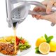 thumbnail image 4 of Exprimidor de limón de aluminio desmontable, exprimidor de frutas manual de estilo retro, exprimidor manual de prensa de cítricos Afortunado Sencillez, 4 of 5