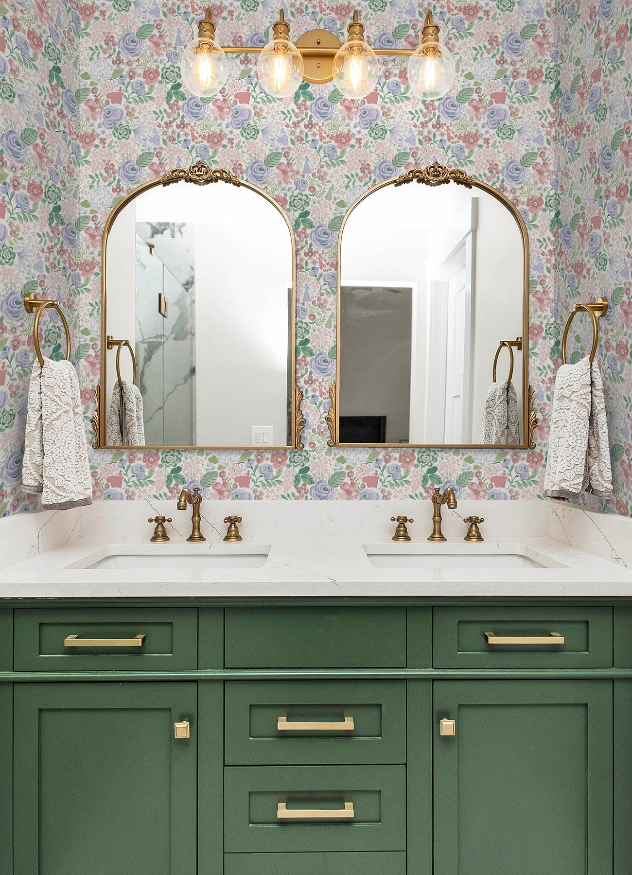 Disney Princess Watercolor Floral Peel & Stick Wallpaper