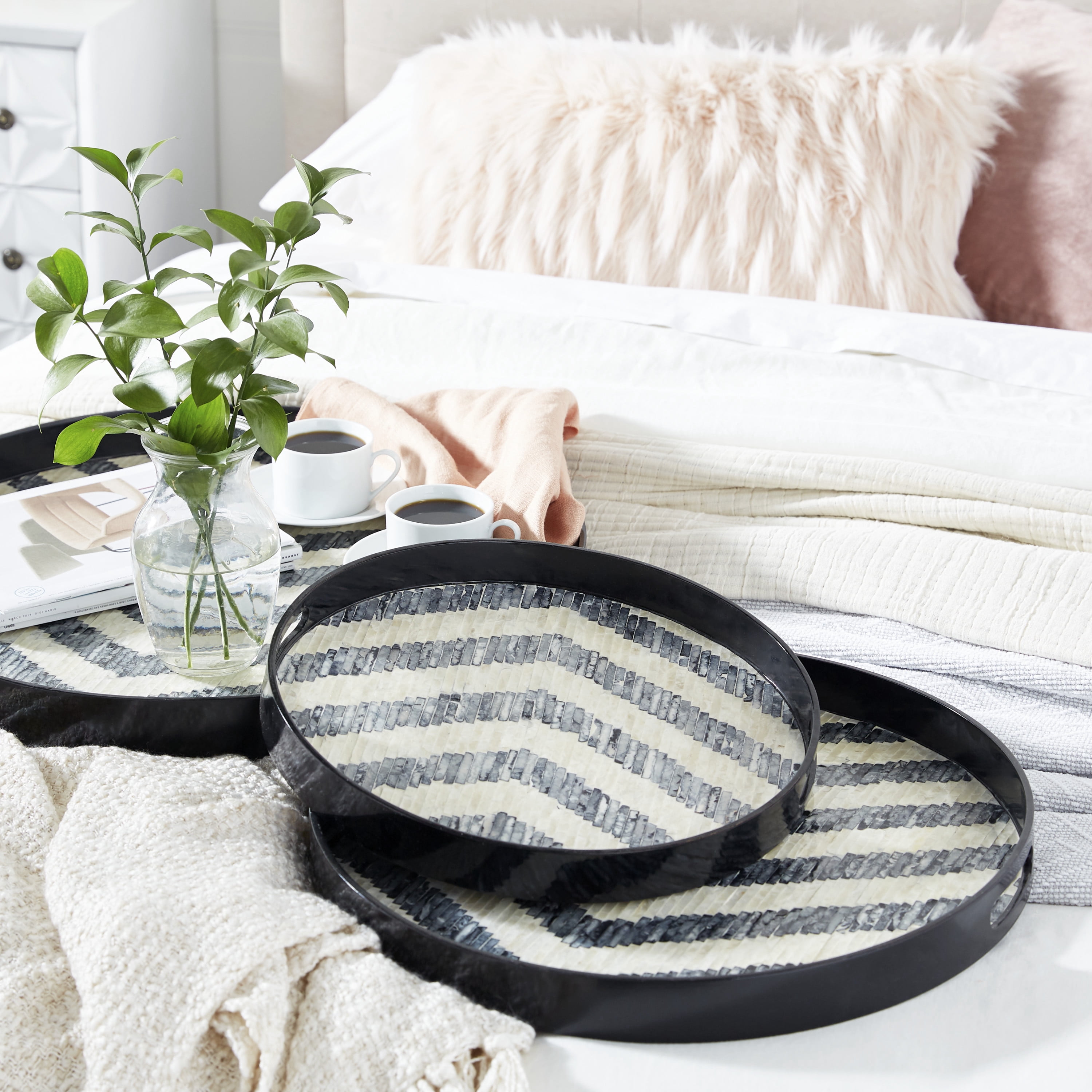 DecMode 24", 20", 16"W Black Mother of Pearl Handmade Chevron Tray with Slot Handles, 3-Pieces