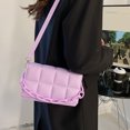 thumbnail image 2 of Bolso bandolera con cadena de cuero PU para mujer Bolso bandolera con patrón de celosía (Púrpura) Likrtyny Para estrenar, 2 of 9