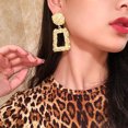 thumbnail image 4 of Pendientes de aleación trapezoidal geométrica hueca a la moda para mujer Wmkox8yi sjalhkljlk4207, 4 of 7