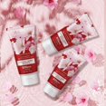 thumbnail image 4 of Set de regalo de crema de manos Vital Luxury Japanese Cherry Blossom, 4 of 9