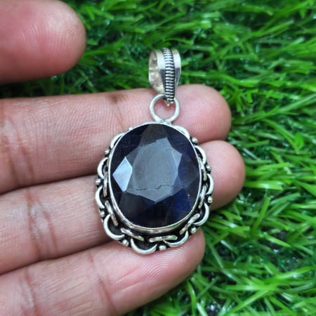 Beautiful Madagascar Blue Sapphire Gemstone Handmade 925 Sterling Silver Pendant 23 mm