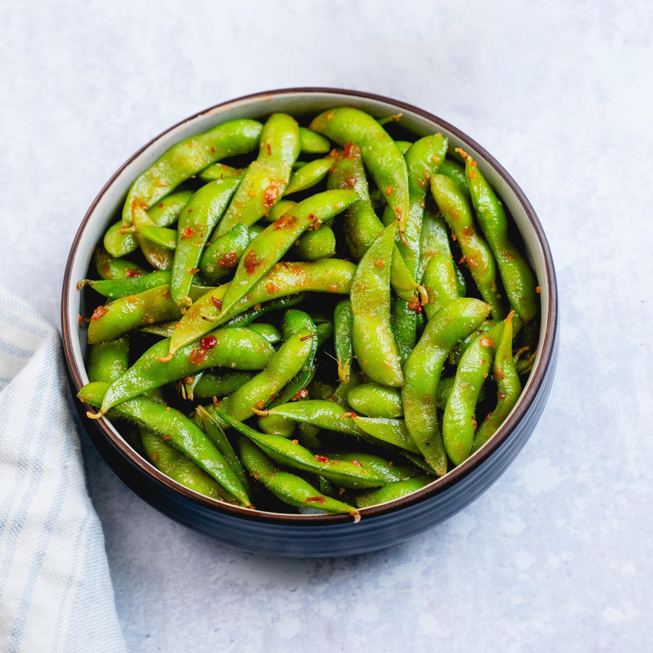 Seapoint Farms Edamame Pods, Spicy Ginger Garlic, Frozen, 11 oz