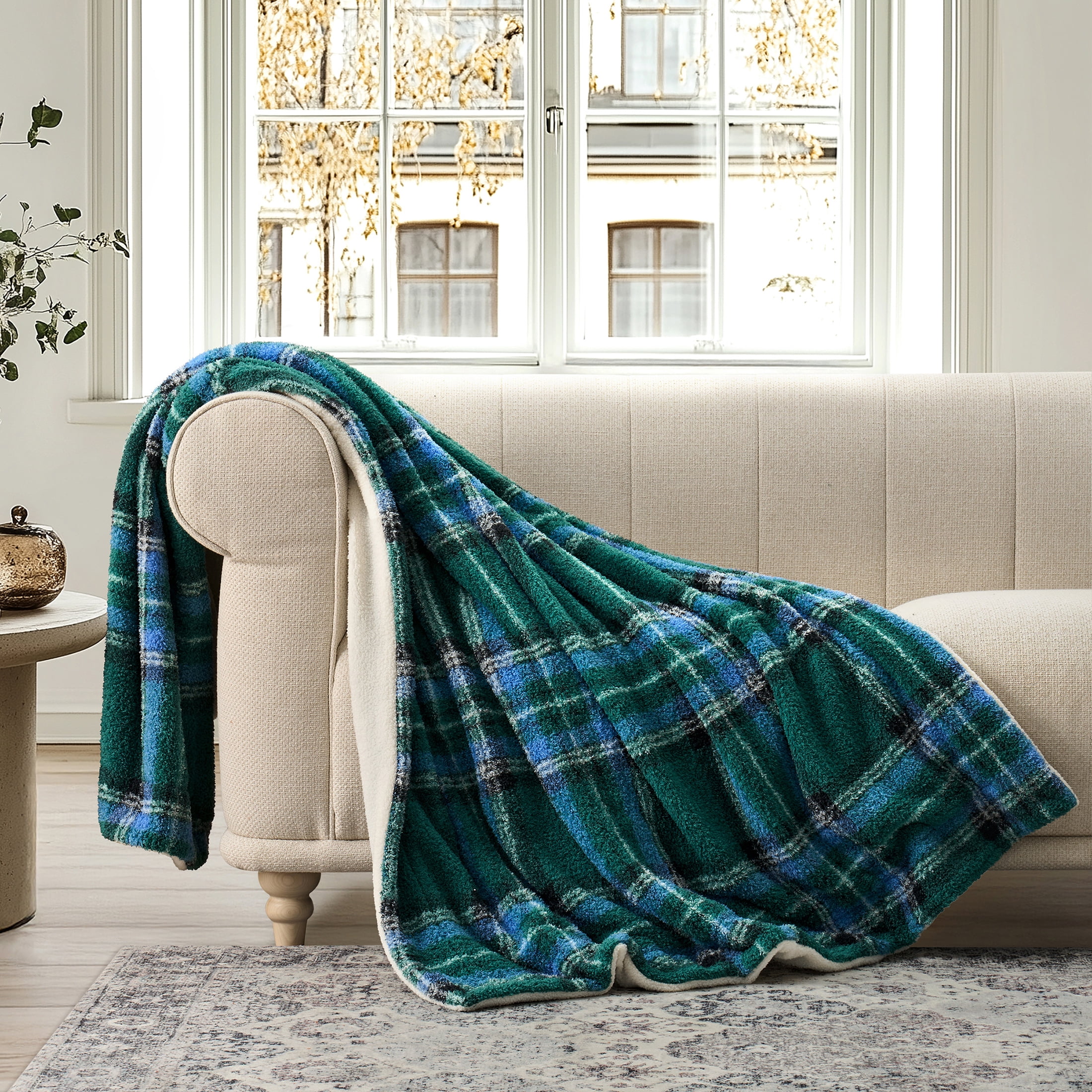 Evergrace Cozy Christmas Throw Green Check 50"x72"