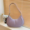 thumbnail image 4 of Bolso de medio mes con hilo de coser y cremallera para mujer, bandolera de PU de alta calidad, superventas, novedad de primavera 2024, 4 of 5