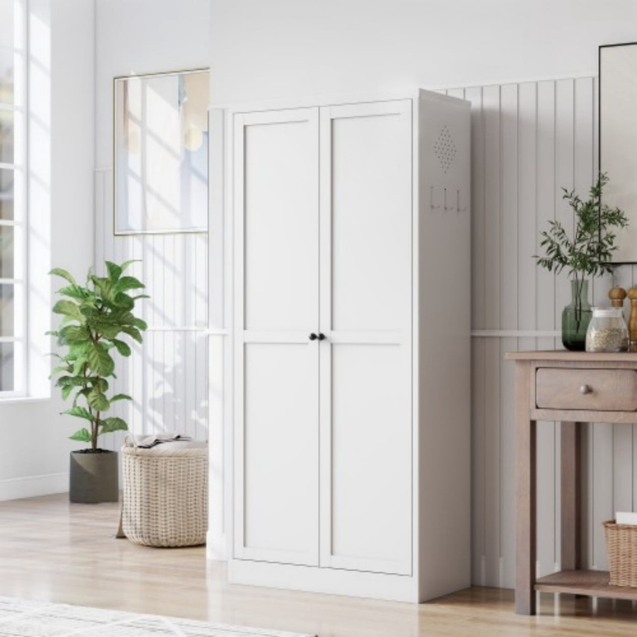 61" Metal Kitchen Pantry Cabinet, Heavy Duty Freestanding Storage Cabinet with 4 Adjustable Shelves, Farmhouse Organizer with Doors for Kitchen Living Room, White
