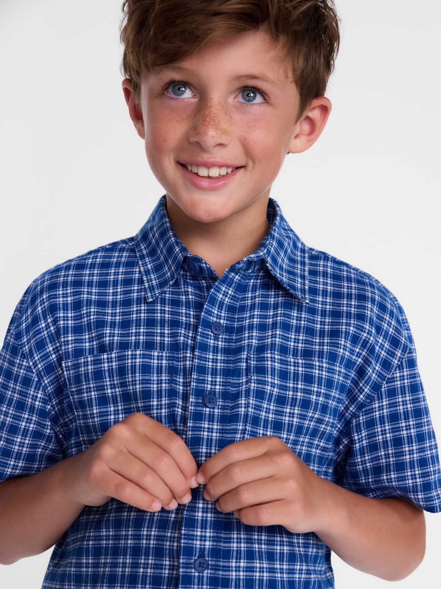 Wonder Nation Boys' Button Front Cotton Shirt with Short Sleeves, Sizes 4-18 & Husky
