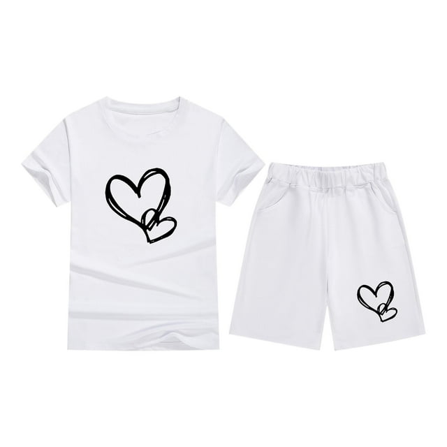 Zpanxa Ensembles pour Filles, Haut à Manches Courtes à Col Rond avec Imprimé Cœur et Ensemble de Shorts à Taille Élastique 2 Ans