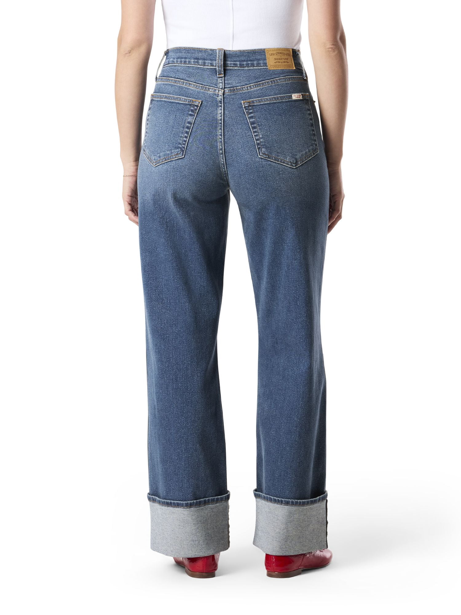 Levi Strauss Signature Women's and Women's Plus Vintage Relaxed Cuffed Stovepipe Jeans