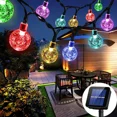 thumbnail image 1 of Cadena de luces solares Eco-Chic, luces de globo de cristal para patio y jardín, decoración exterior impermeable con función de memoria, ahorro de energía, 20 LED con energía solar, encendido y, 1 of 1