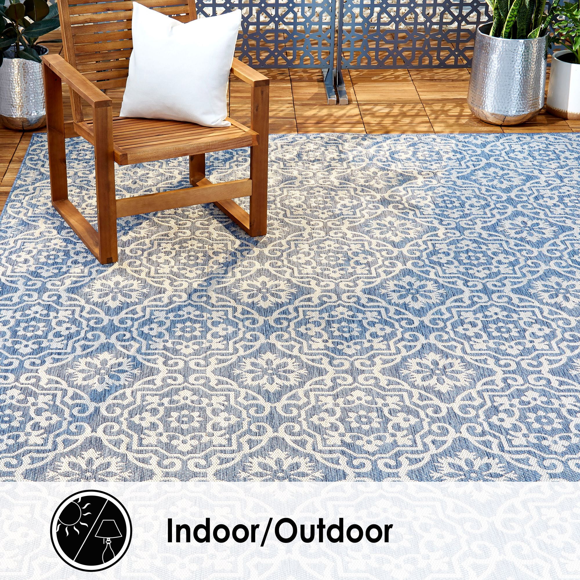 Nicole Miller New York Patio Country Danica Transitional Geometric Indoor/Outdoor Area Rug, Blue/Grey, 1'9"x2'11"