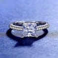 thumbnail image 2 of Anillo de plata de ley 925 para mujer, moda europea y americana, anillo de plata con diamantes anti-reales y cuatro garras de princesa cuadrada, joyería, 2 of 5
