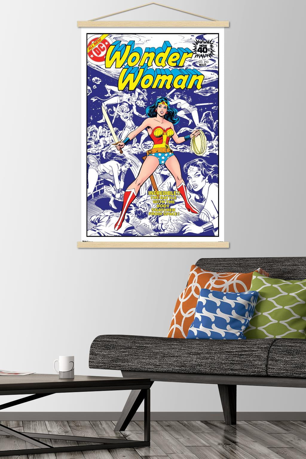 DC Comics - Wonder Woman - Cover Wall Poster with Wooden Magnetic Frame, 22.375" x 34"