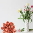 thumbnail image 2 of Inteprter Flor artificial Flores realistas 12 cabezas Rosas Banquete de boda Faux No se marchita Anti-decoloración Rosa de larga duración Decoración Rojo naranja, 2 of 6
