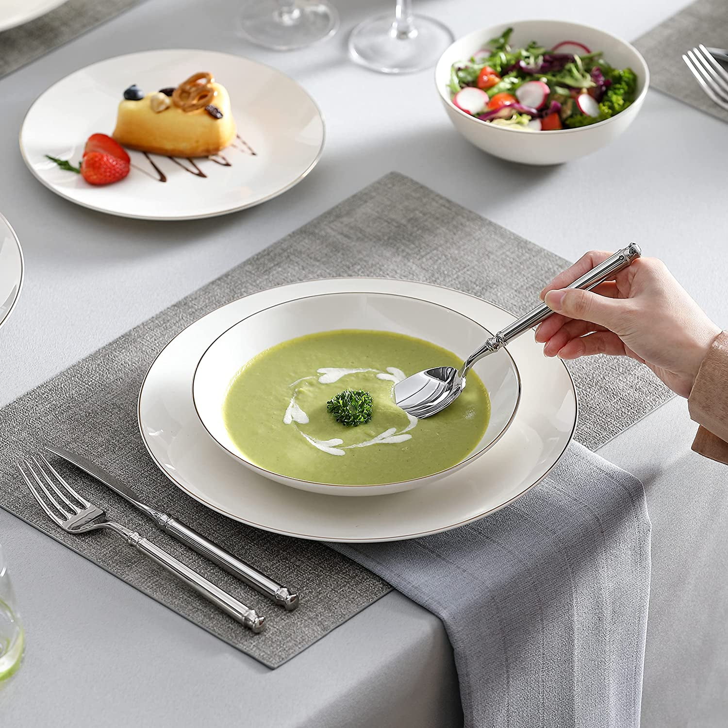 A distinguished Malacasa Dinnerware With an Unruly Class 😎 Only