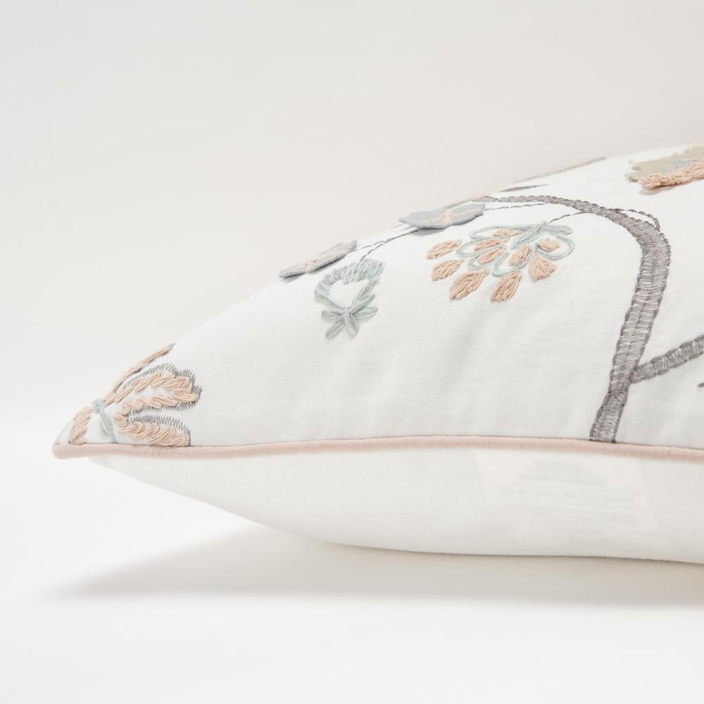 Rizzy Home Floral 20" x 20" Poly Filled Pillow with Cotton Cover-White
