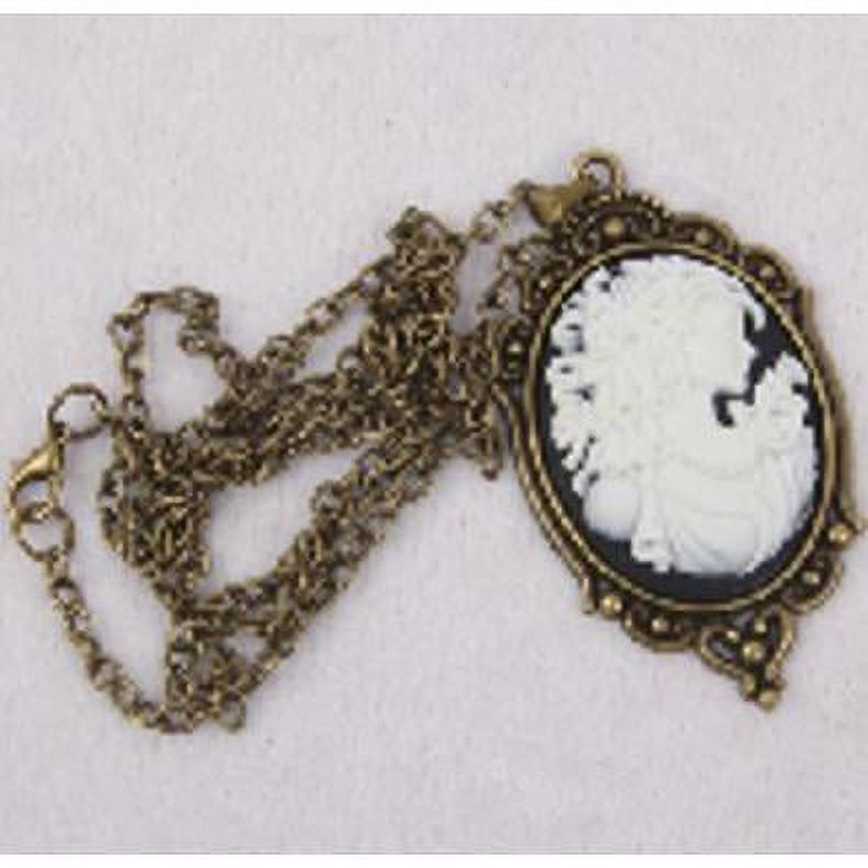 Western Fashion 68781 Cameo Necklace&#44; Bronze - image 2 of 2