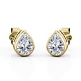 thumbnail image 1 of Pendientes de Botón JeenMata con Solitario de Moissanita En Forma de Pera de 2 Quilates En Baño de Oro Amarillo de 18 K sobre Plata, 1 of 4