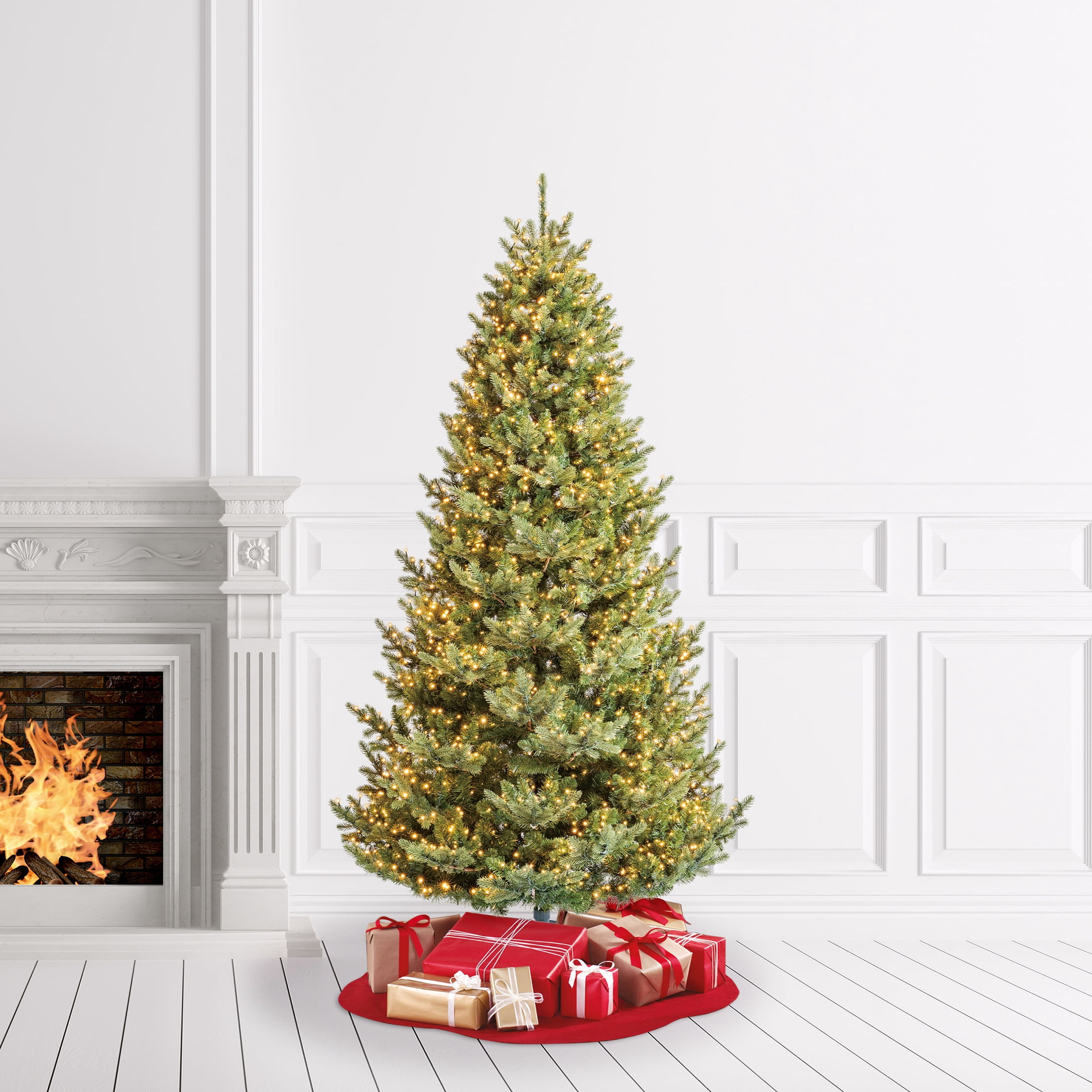 7.5' Pre-Lit Grand Spruce Green Artificial Christmas Tree with 2250 LumaDazzle Color-Changing Twinkle LED Lights, by My Texas House