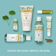 thumbnail image 2 of Burt's Bees Nettoyant purifiant en gel, 2 of 7