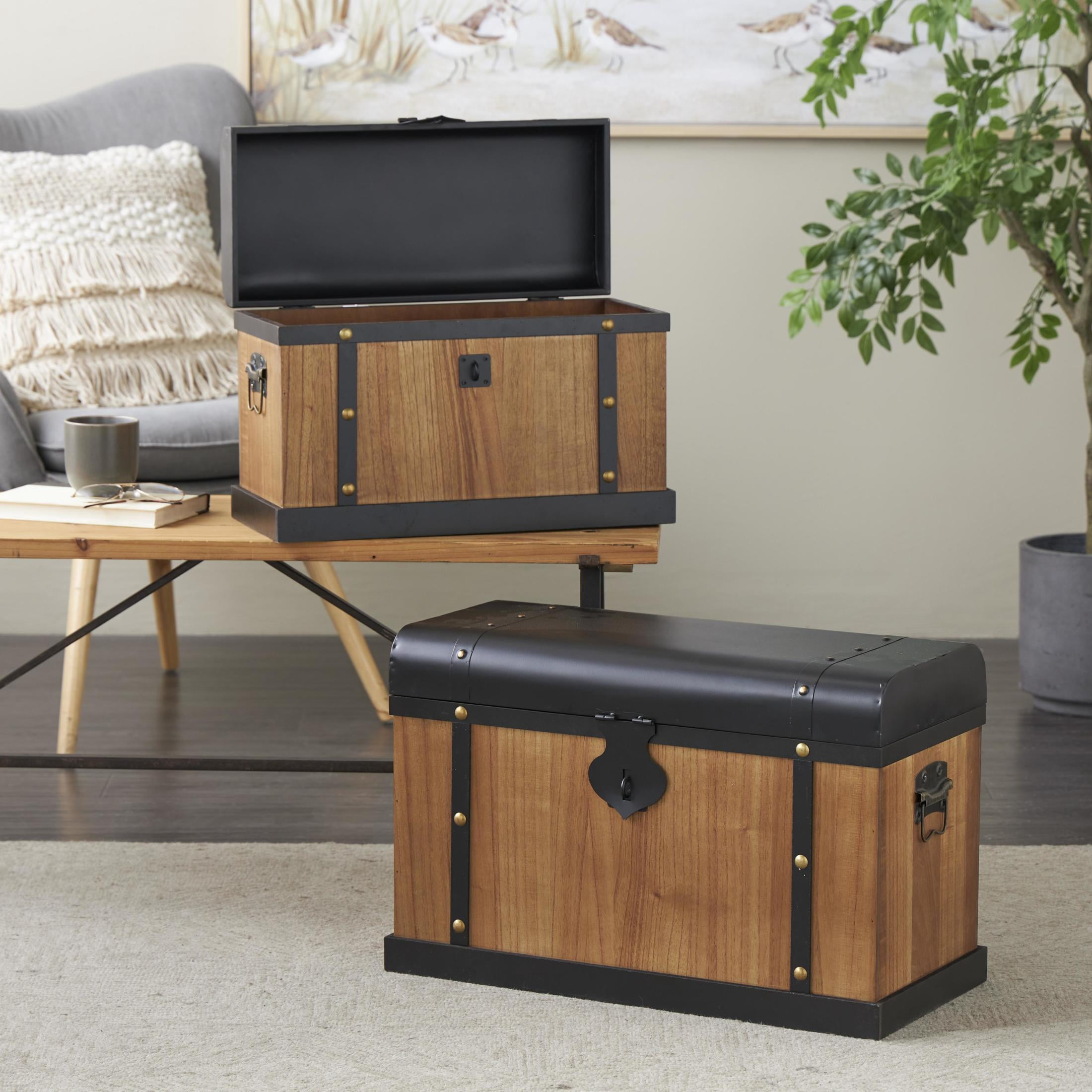 DecMode 24" x 16" Brown Wooden Storage Trunk with Black Metal Tops and Gold Studs, 2-Pieces