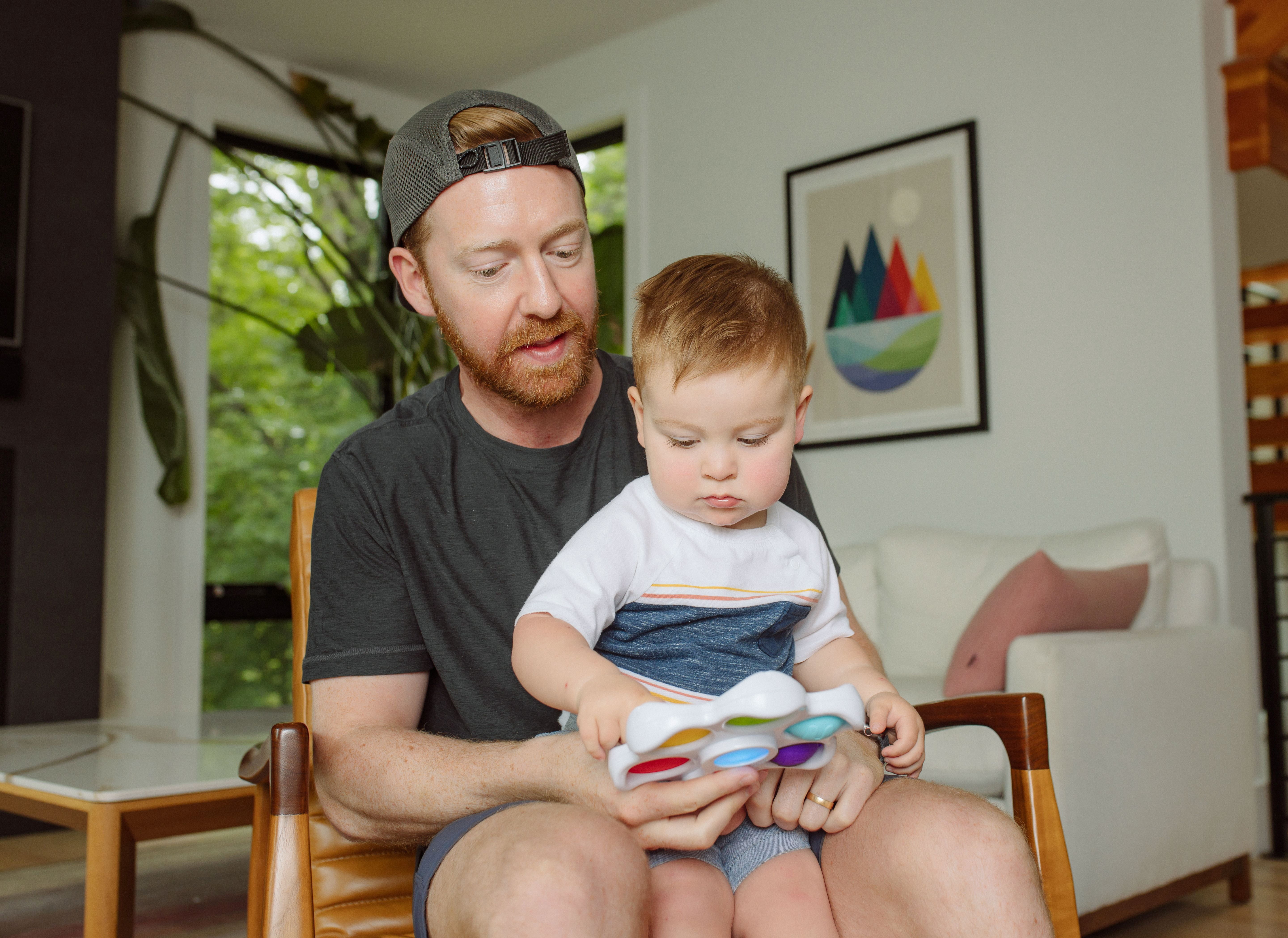 Chuckle & Roar Pop It & Learn Interactive Play for Toddlers Ages 6 Months to 2+ Years by Buffalo Games