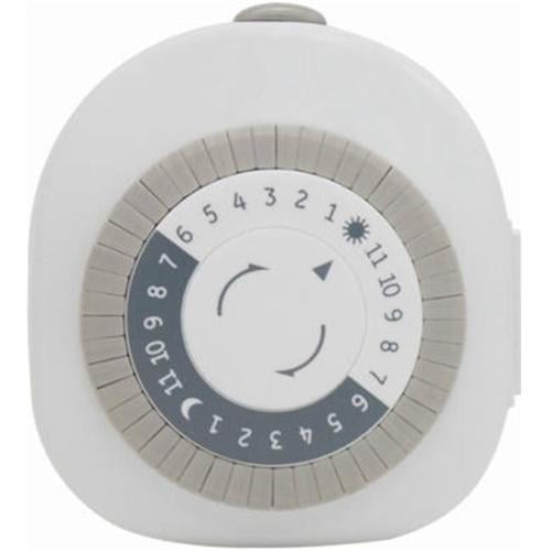 24-Hour Plug-In Mechanical Timer With 1 Polarized Outlet GE Timers 15152