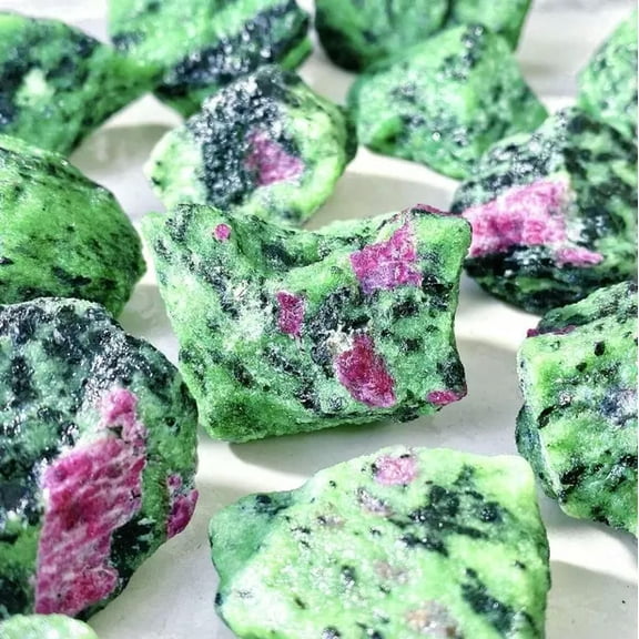 MATROOY 10Pcs Lot Rough Ruby Zoisite Stone Chunks Healing Energy Crystal Mineral Rocks