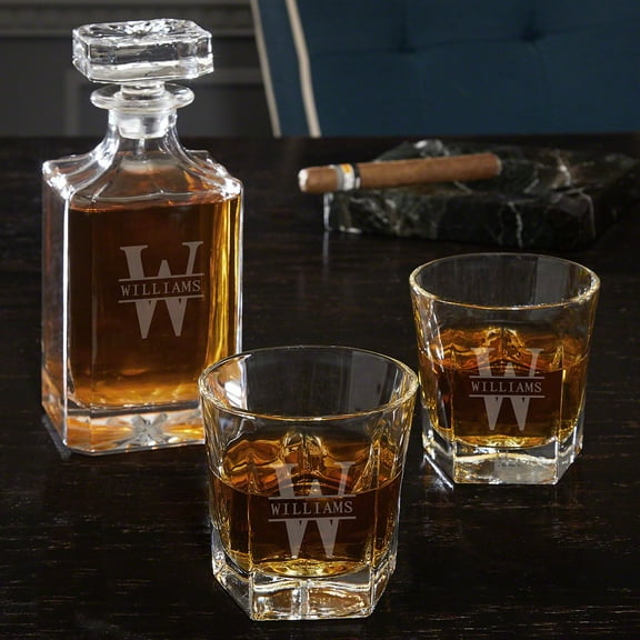 Oakmont Personalized Whiskey Decanter Set with Colchester Glasses