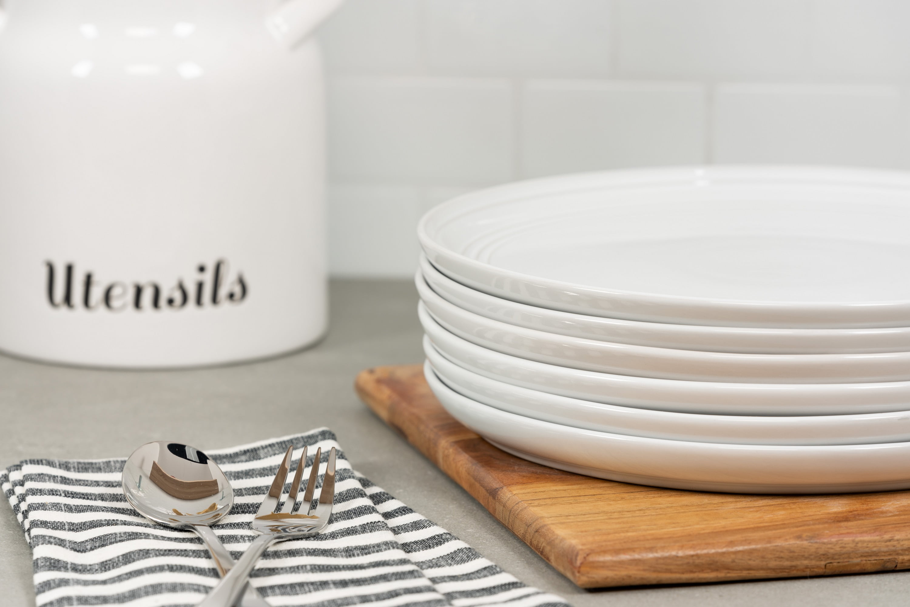10 Strawberry Street Double Line 10.5" Round Stoneware Dinner Plate, Set of 6, White