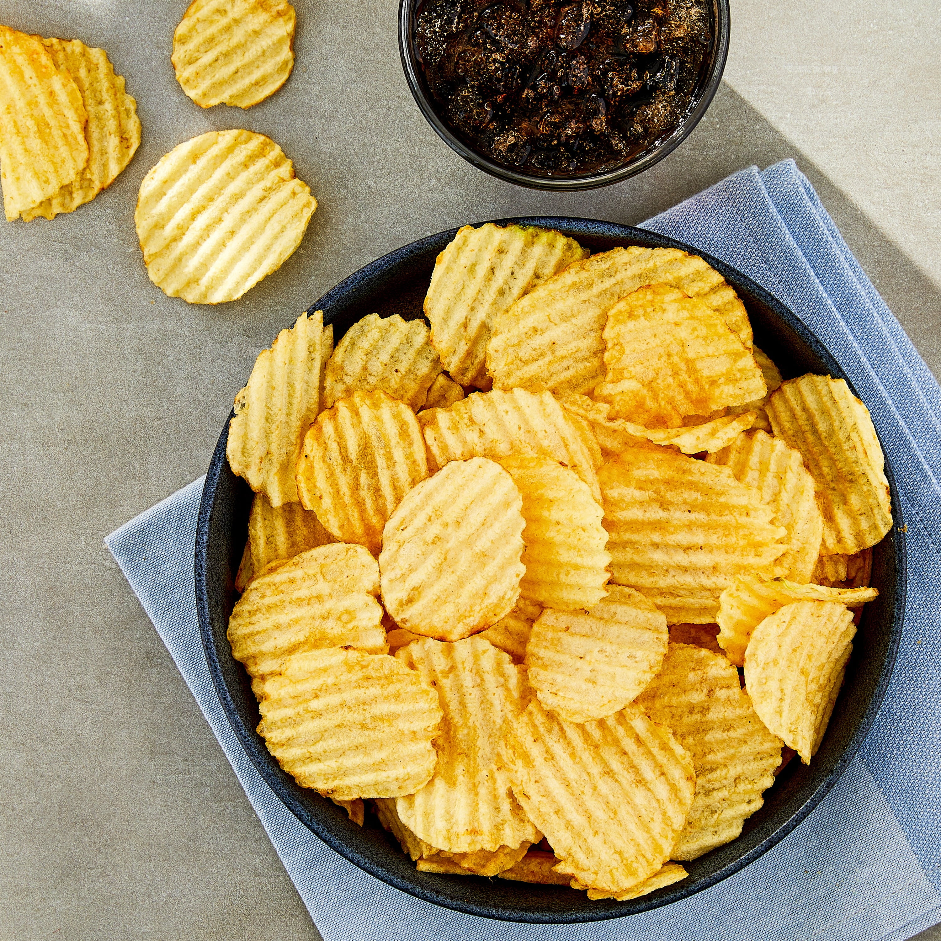 Great Value Lightly Salted Wavy Potato Chips Party Size, 13 oz
