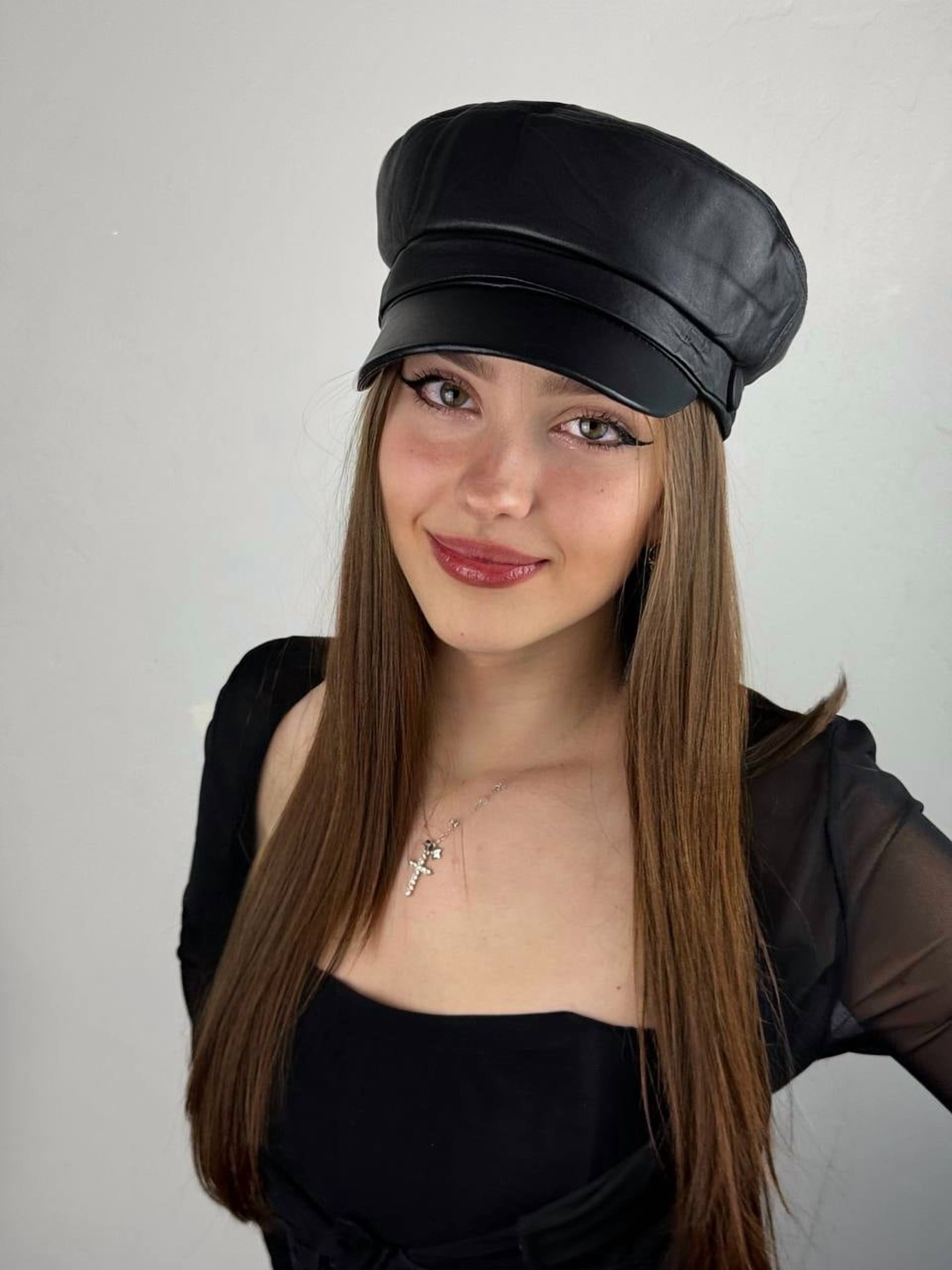 Lukkizara Women's Leather Newsboy Cap Cabbie Beret Real Leather Flat Hat Vitage Style Ascot Hat (US, Alpha, Large, Black)