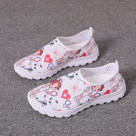 

New Cartoon Nurse Doctor Print Women Sneakers Slip on Light Mesh Shoes Summer Breathable Flats Shoes Zapatos Planos