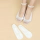 thumbnail image 2 of Calcetines bajos transparentes antideslizantes de encaje perlado para mujer, poliéster, talla única, 2 of 7