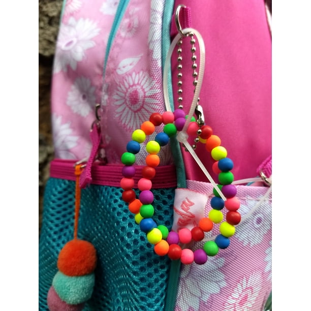 Mochila Kinder de la Youtuber y cantante La Bala oferta con su Pulsera de regalo Urbania Bala Walmart en linea