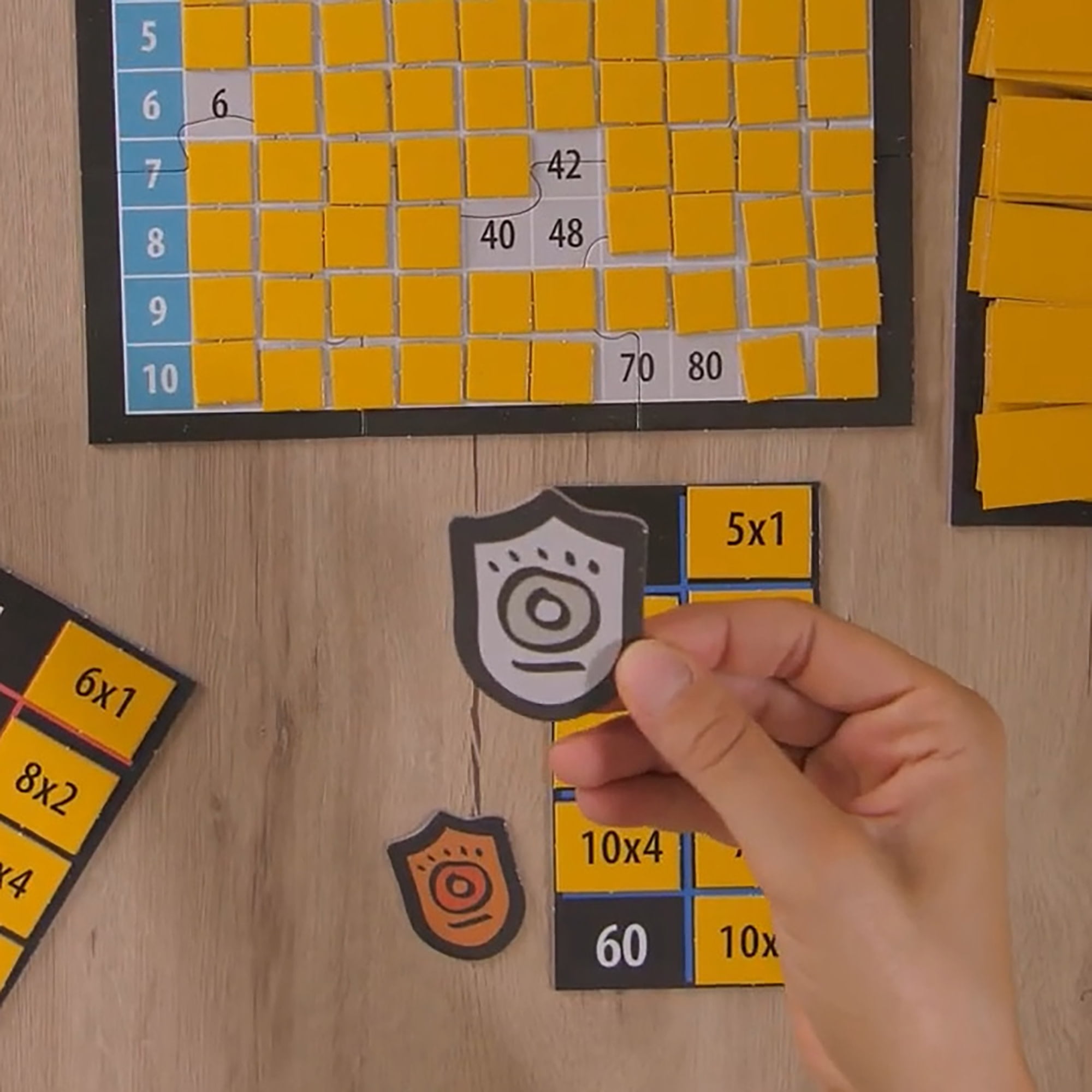Headu: First Multiplication Game - Solution & Equation Matching, Tile Placement, 10 x 10 Number Grid, Race To Calculate First, Math Play, Kids 6-10