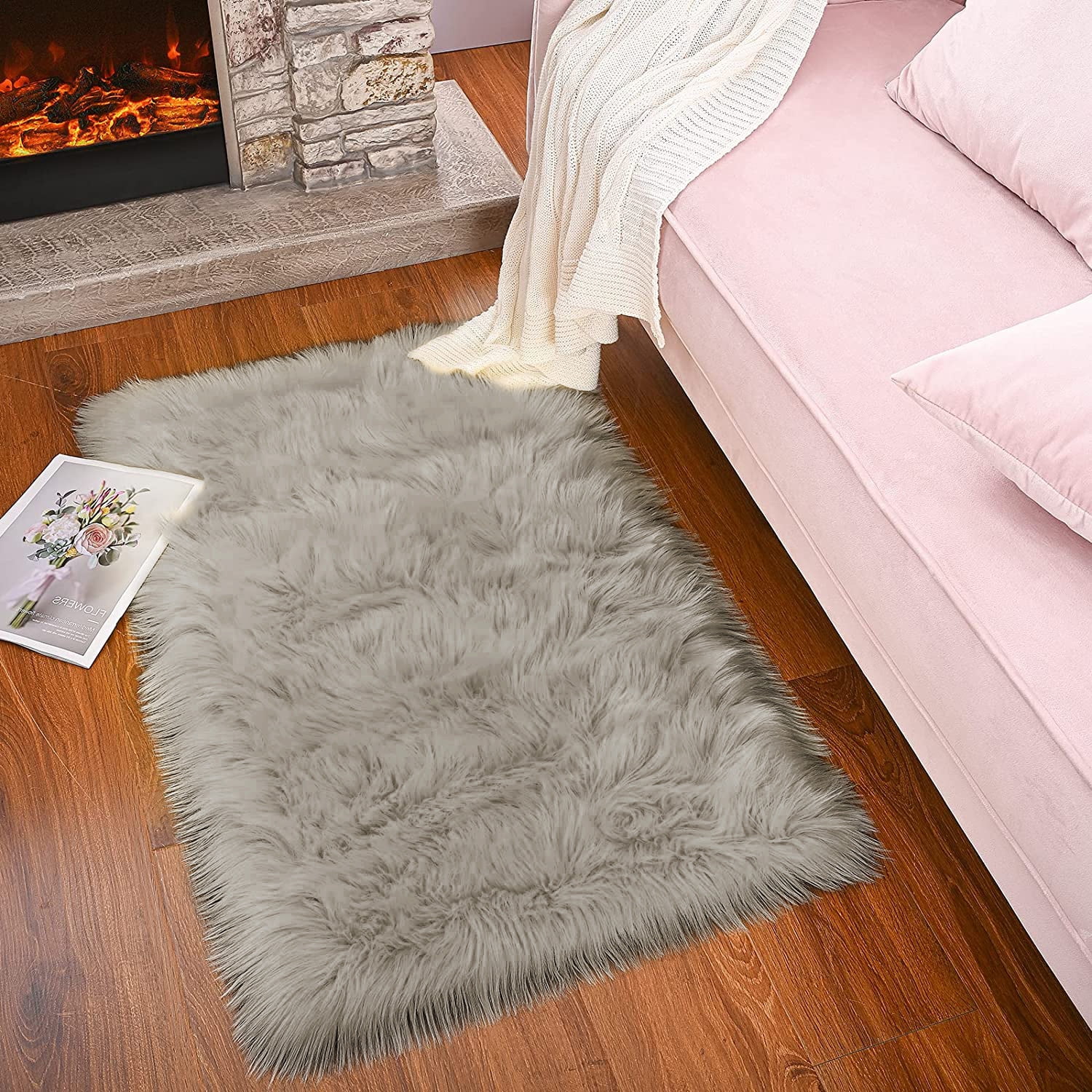 Junovo Luxury Fluffy Area Rugs Furry Rug for Bedroom Rugs Area Carpet for Living Room Bedroom Room,2'x4',Beige