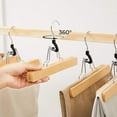 thumbnail image 5 of Juego de 10 Clips de Madera para Colgar Pantalones y Faldas, Ganchos Cromados Antideslizantes y Giratorios 360°, Color Madera Rojo Verde, 5 of 5