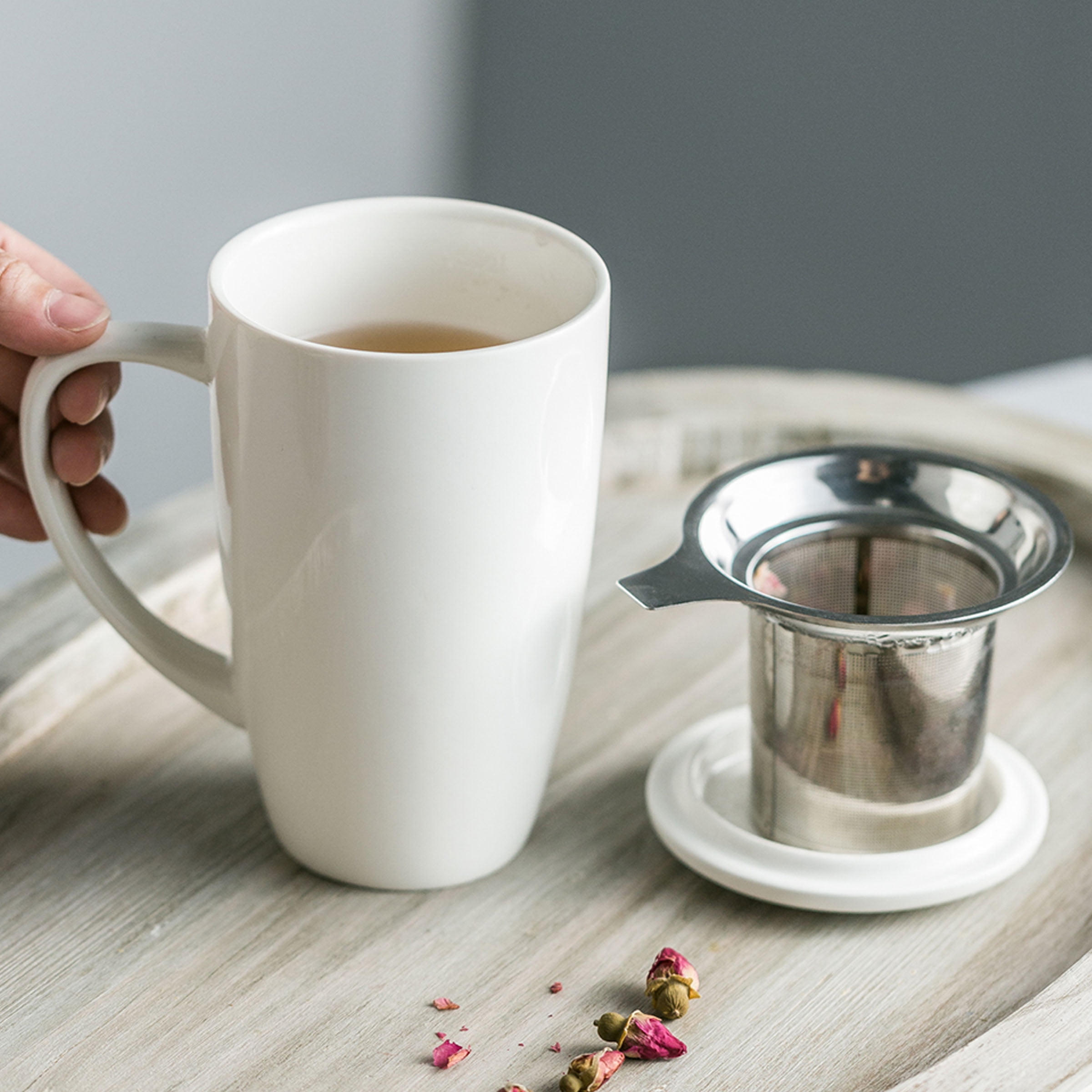 LAUCHUH Porcelain Tea Mug with Infuser and Lid 17 ounces Ceramic Cup with Lid White, for Tea