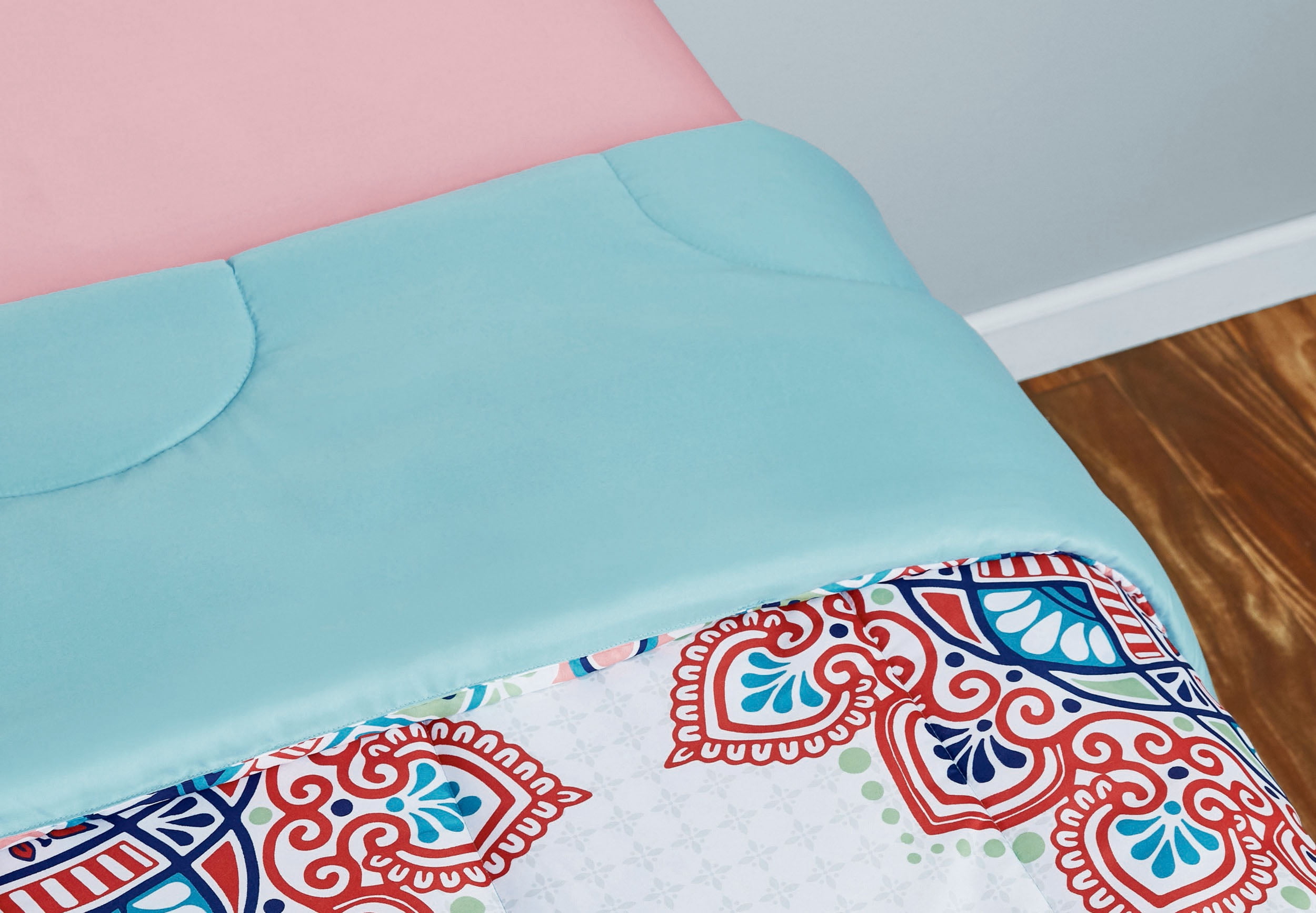 Mainstays Pink and Teal Medallion 6 Piece Bed in a Bag Comforter Set with Sheets, Twin