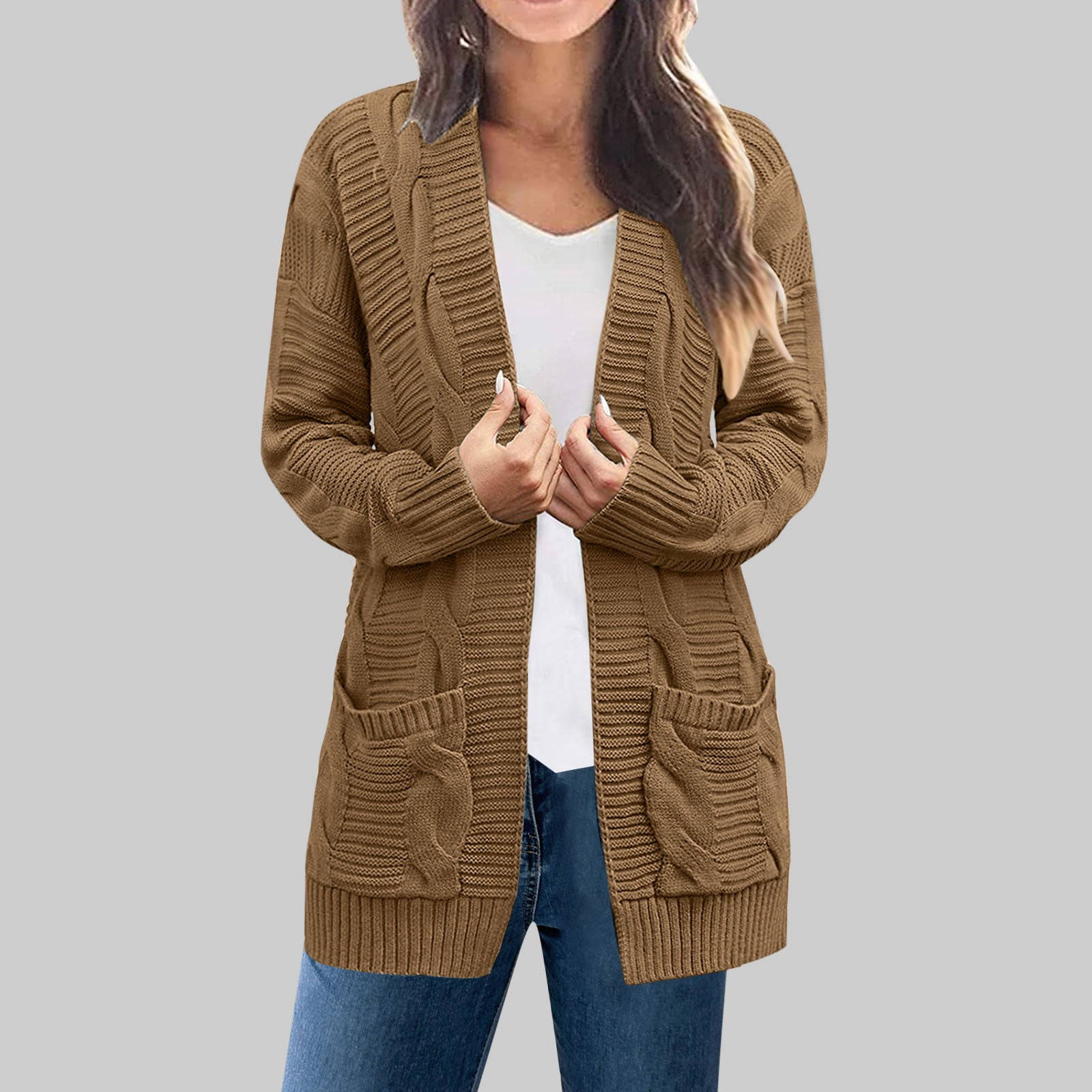 Gilet femme grande taille en grosse maille et boutons fantaisie beige