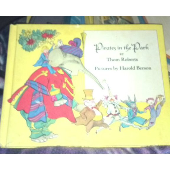Pre-Owned Pirates in the Park (Hardcover) 0517502577 9780517502570