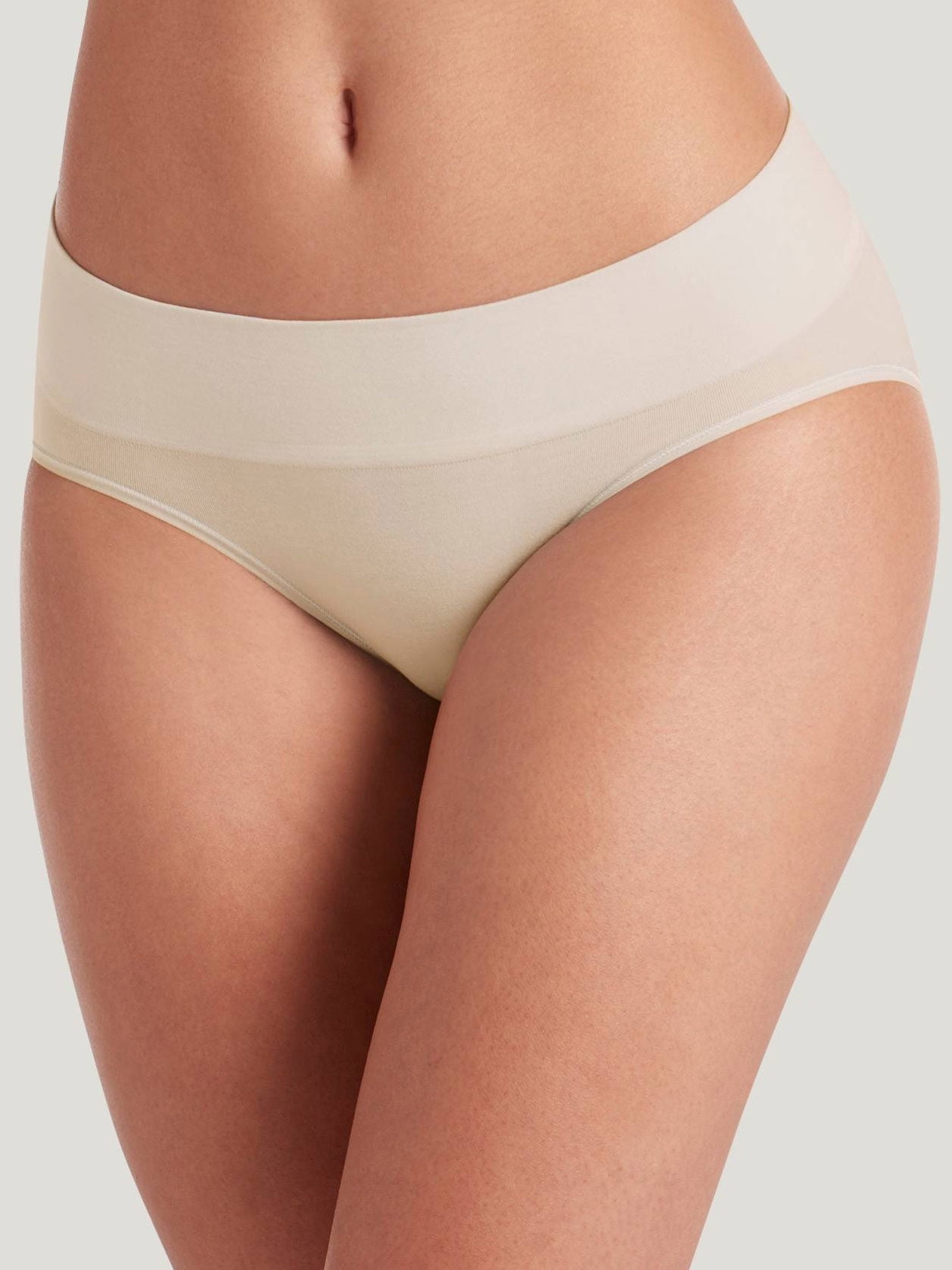 Jockey Jockey Women's Underwear Natural Beauty Seamfree Hi Cut Beige Sandy Shimmer, 8