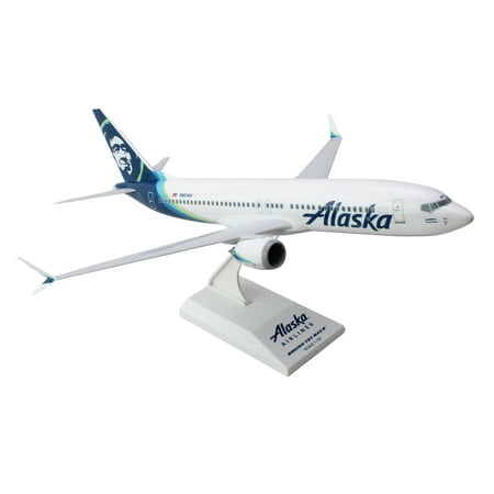 Daron SKR485 Skymarks Tam 777-300ER with Gear