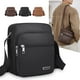 thumbnail image 1 of Bandolera para hombres y mujeres | Mochila cruzada para el pecho con agujero para auriculares | Cuero de poliuretano | Café Negro Marrón | Correa ajustable | Encaja en tableta de 7,9" | Senderismo, 1 of 6