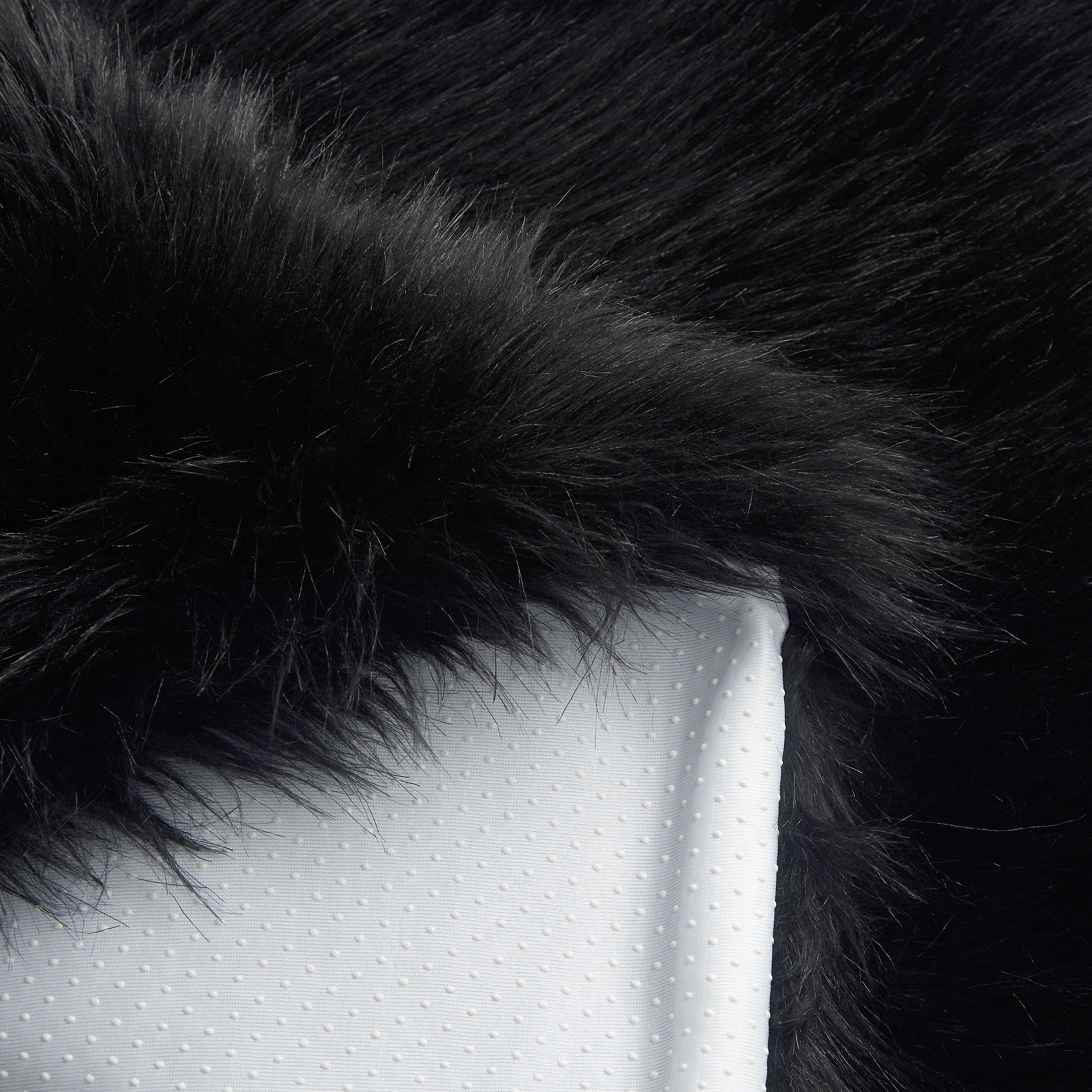 Mainstays Black Faux Fur  Non-Skid Fluffy Floor Rug for Living Room, 30"x46"