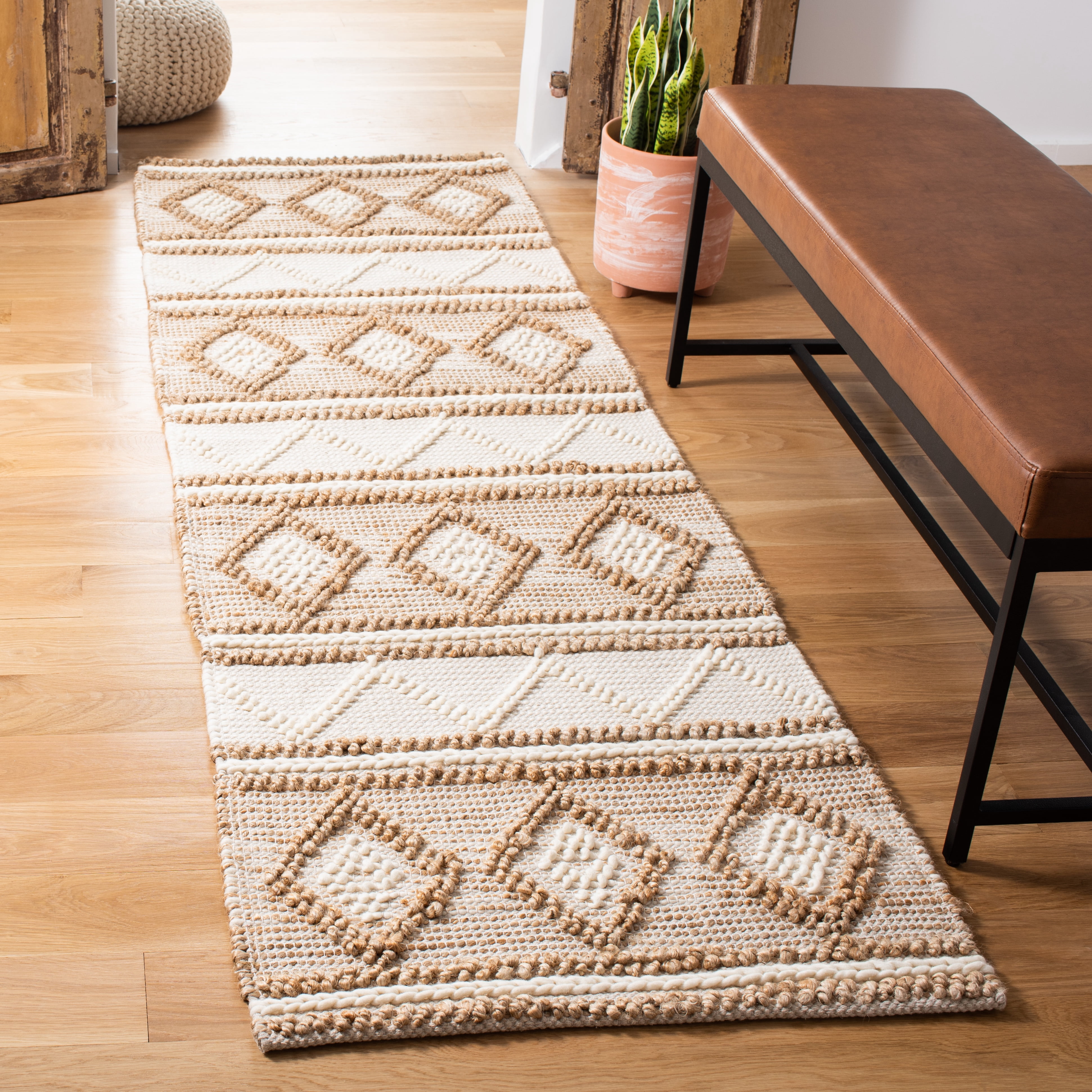 SAFAVIEH Natural Fiber Gerald Striped Runner Rug, Beige/Ivory, 2'6" x 10'