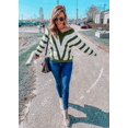 thumbnail image 2 of Suéter PRETTYGARDEN 2025 Cuello en V a Rayas Verde Militar Talle S, 2 of 5